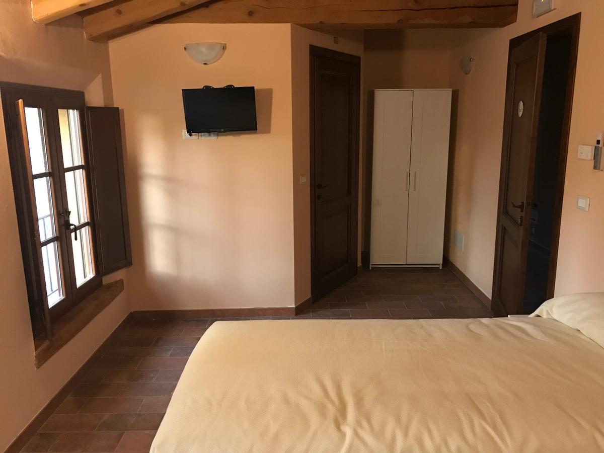 Agriturismo Podere Casino Mezzolara Luaran gambar