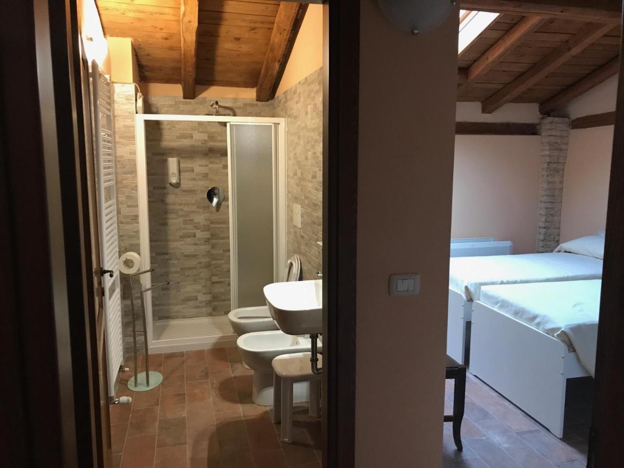 Agriturismo Podere Casino Mezzolara Luaran gambar